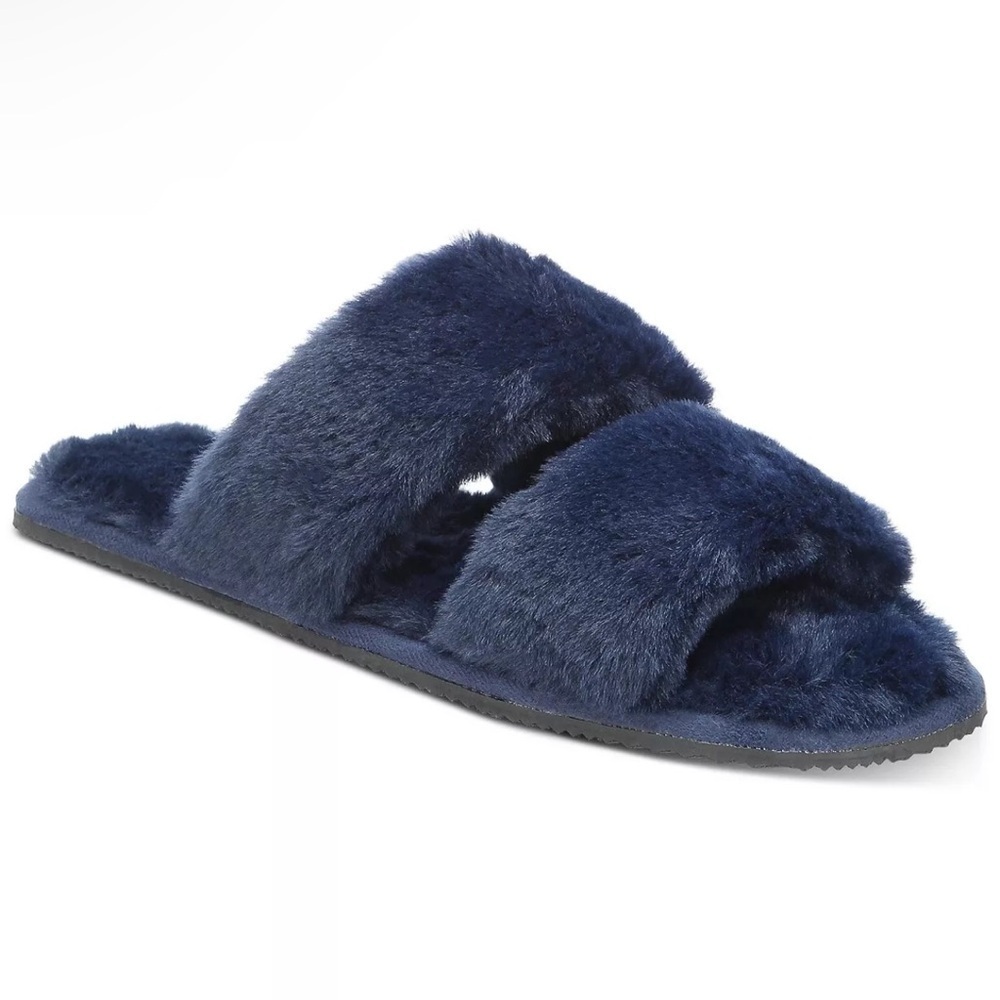 NWT Alfani slippers house shoes. Fuzzy. Navy Blue. Size Small 5/6